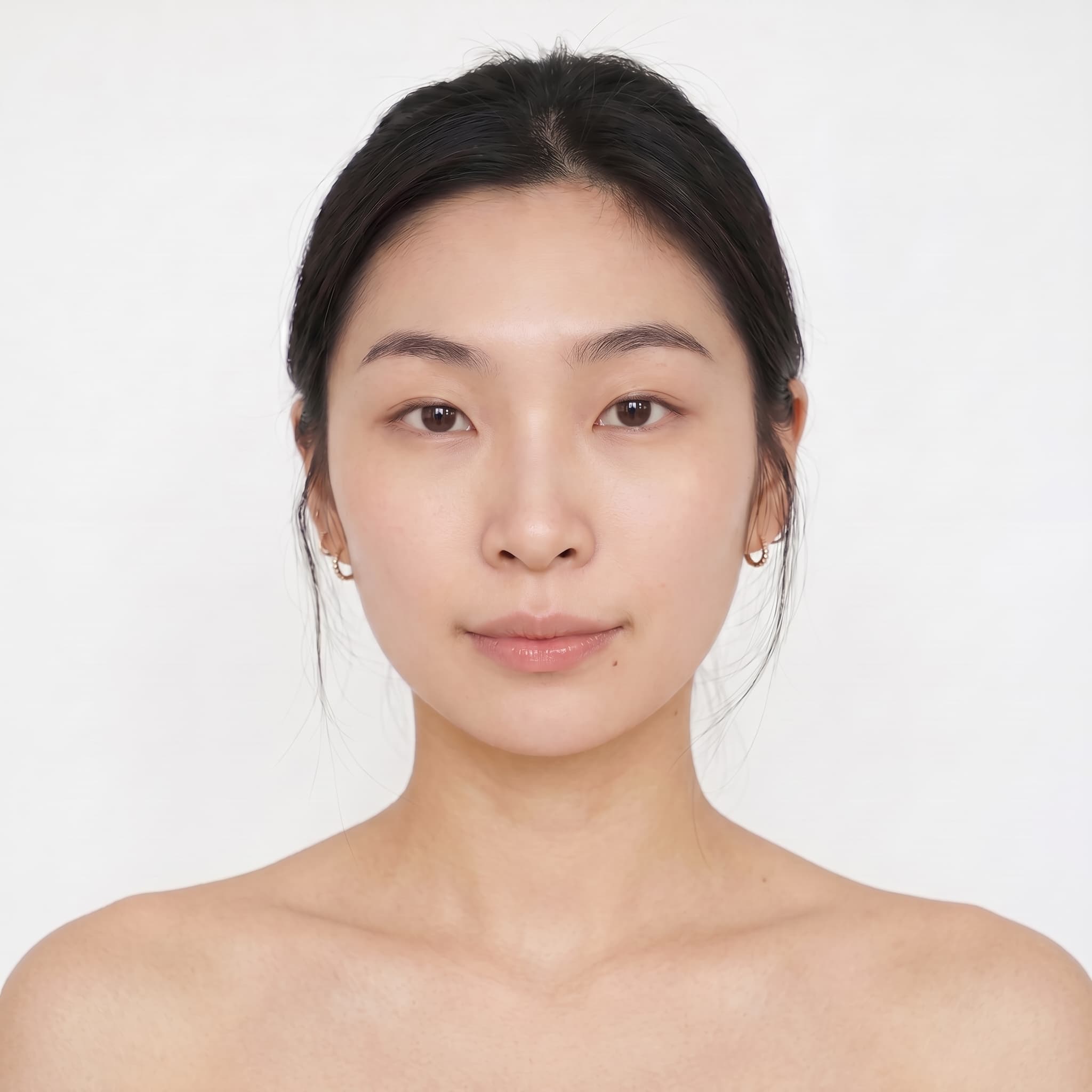 표정은 자연스럽게, 주름만 부드럽게